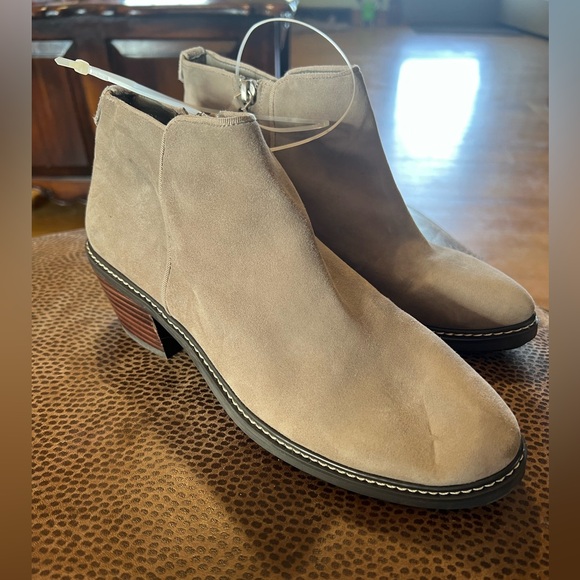 Sam Edelman Shoes - Sam Edelman Brand New booty